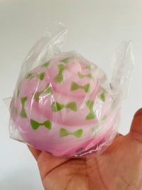 🧁🩷 Cupcake Cuties Pastel Pink Squishy Toy