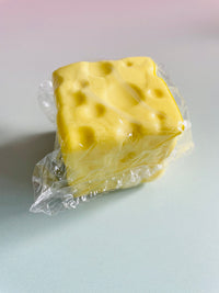 🧀✨ Slow Rise Squishy Cheese – 5cm Kawaii Sensory Fidget Toy ✨🧀