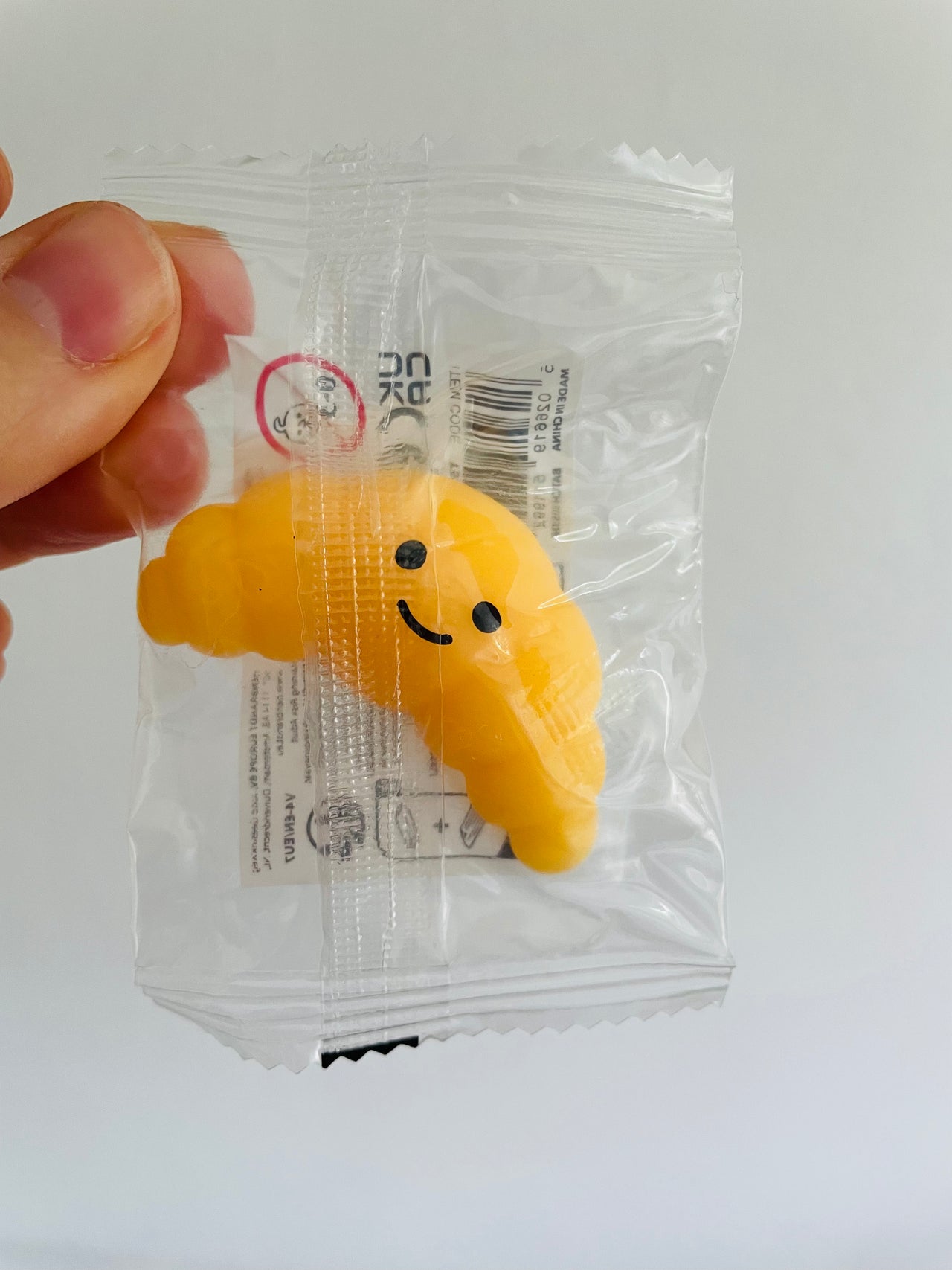 🥐🤎 Squishy Desserts Croissant Mini Sensory Toy