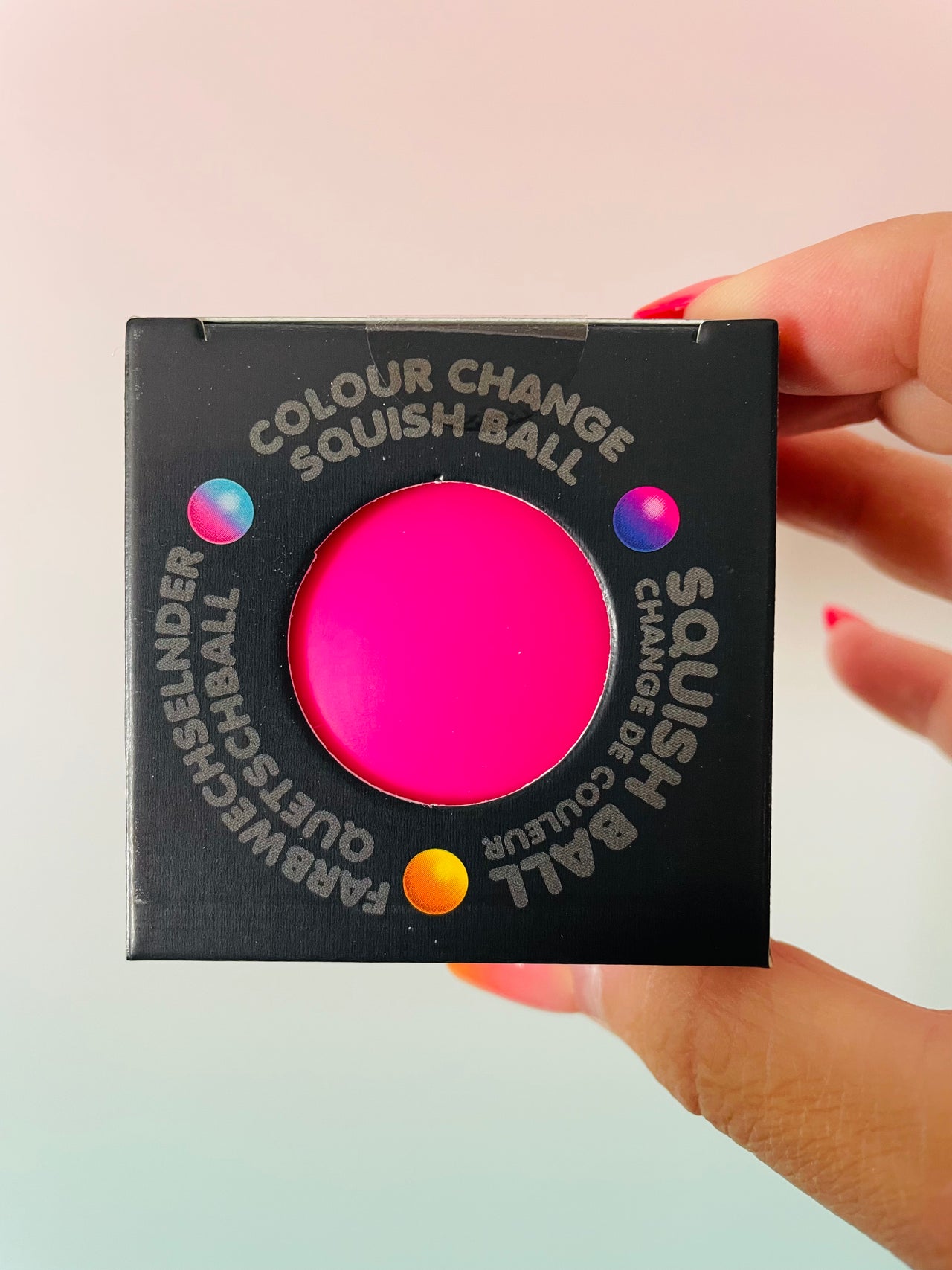 Scrunchems Colour Change Squish Ball Sensory Stress Relief Fidget Toy Pink