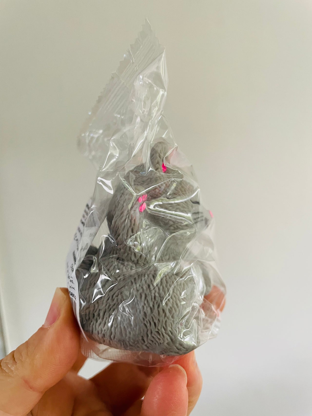 🐱🩶 Grey Stretchy Lucky Cat Squishy Toy ✨