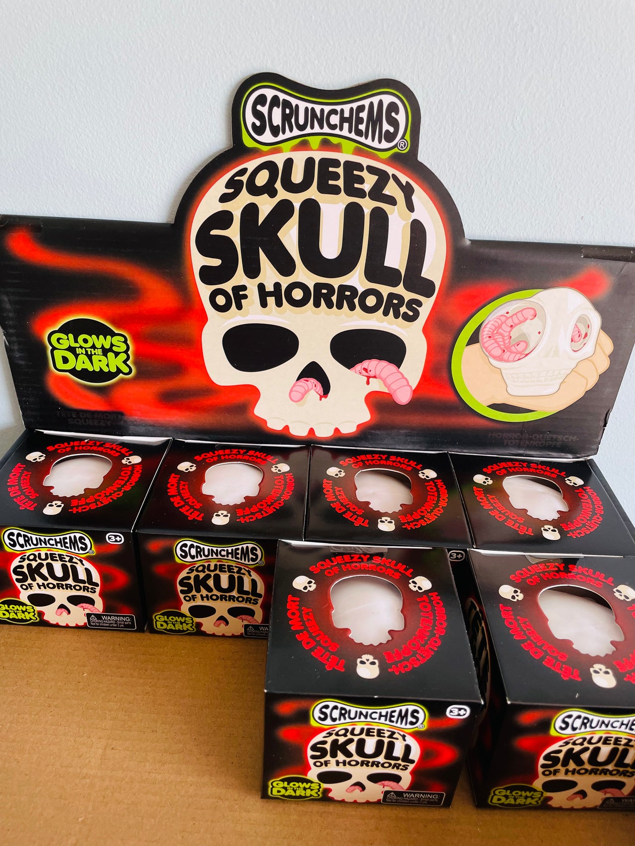 💀🖤 Scrunchems Squeezy Skull of Horrors Squishy Toy