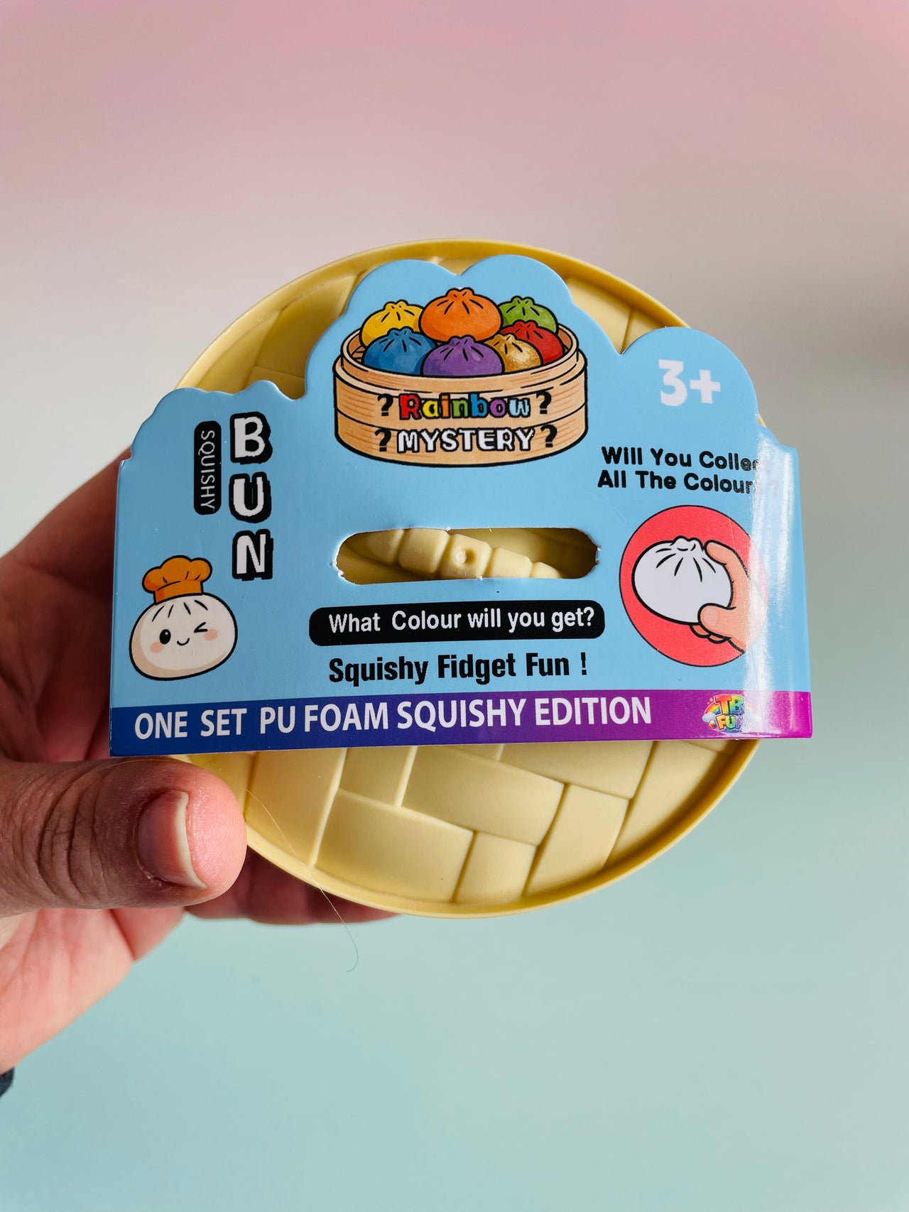 🥟✨ Squishy Slow Rising Foam Dumpling in Steamer Basket – 8.5cm Sensory Squishy Toy ✨🥟