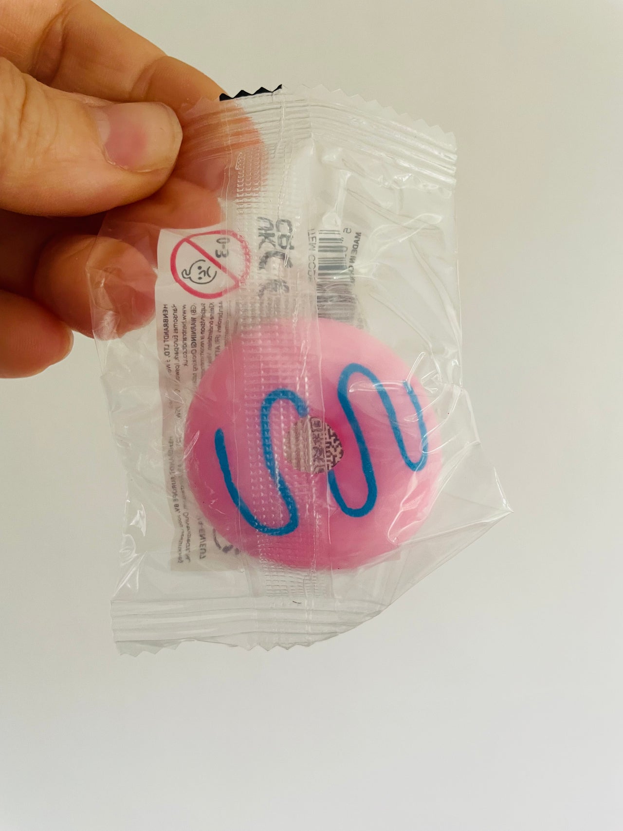 🍩🩷 Squishy Desserts Pastel Pink Donut Mini Sensory Toy