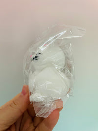 🐱🤍 White Stretchy Lucky Cat Squishy Toy ✨