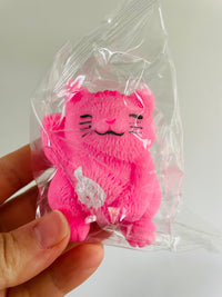 🐱🩷 Pink Stretchy Lucky Cat Squishy Toy ✨
