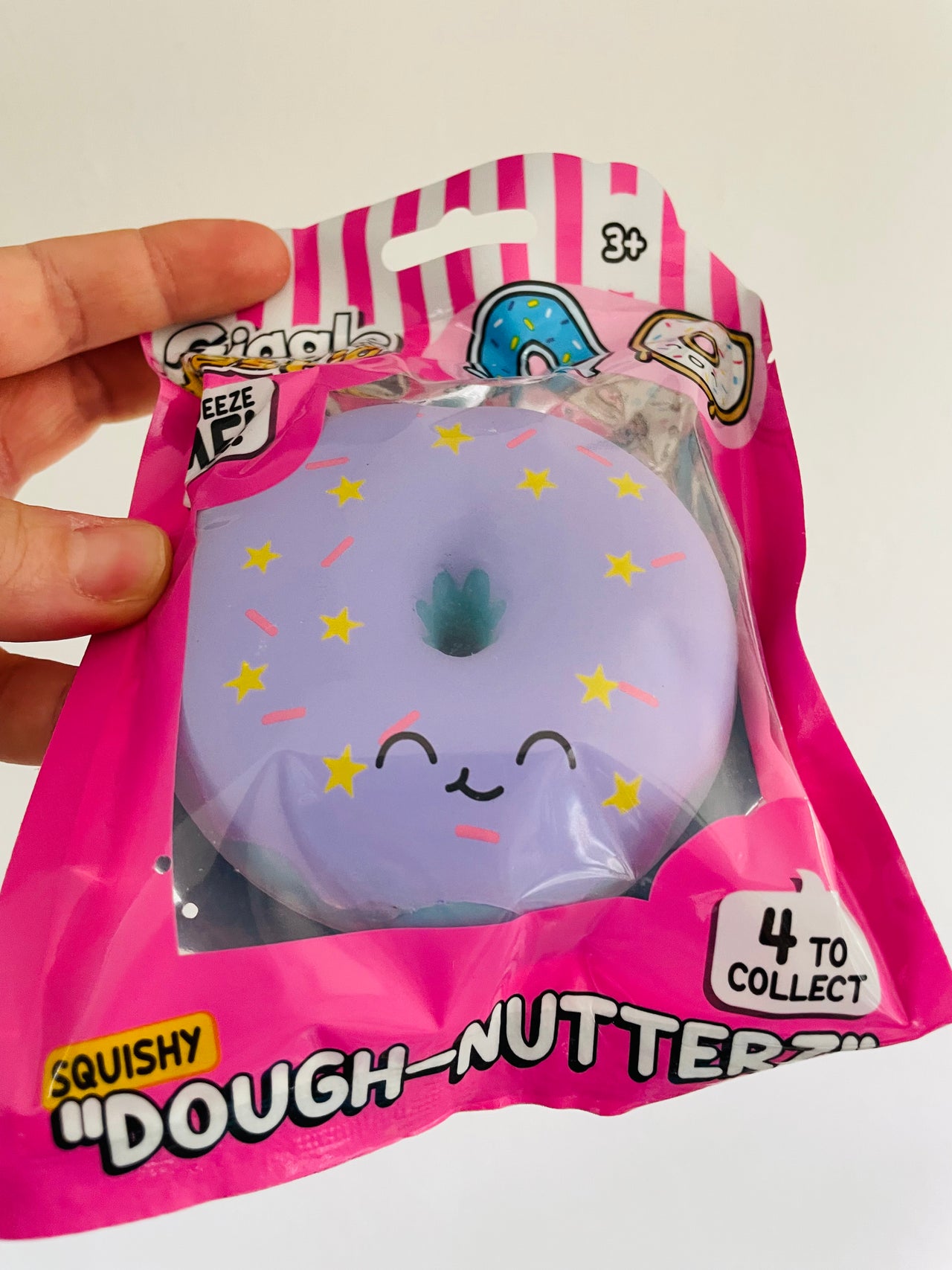🍩💜 Lilac Dough-Nutterz Squishy Donut Toy