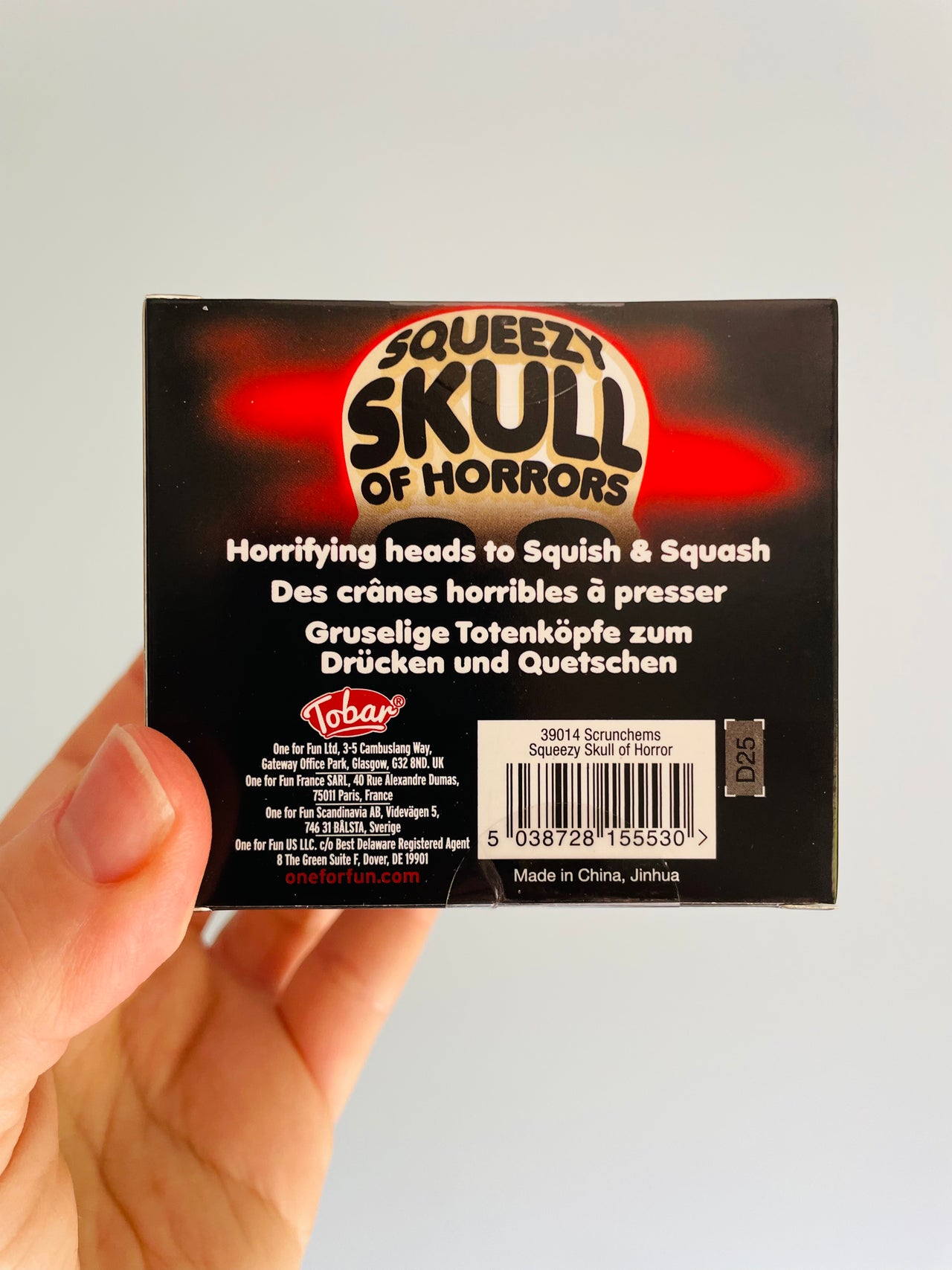 💀🖤 Scrunchems Squeezy Skull of Horrors Squishy Toy