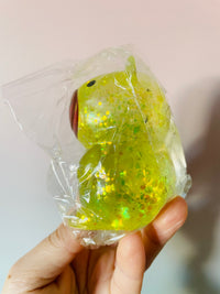 💛✨🐹 Yellow Sugar-Filled Glitter Capybara Squishy Toy